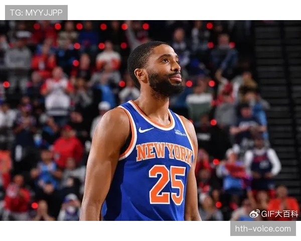 布里奇斯无球跑动制造空位，3D价值在季后赛凸显